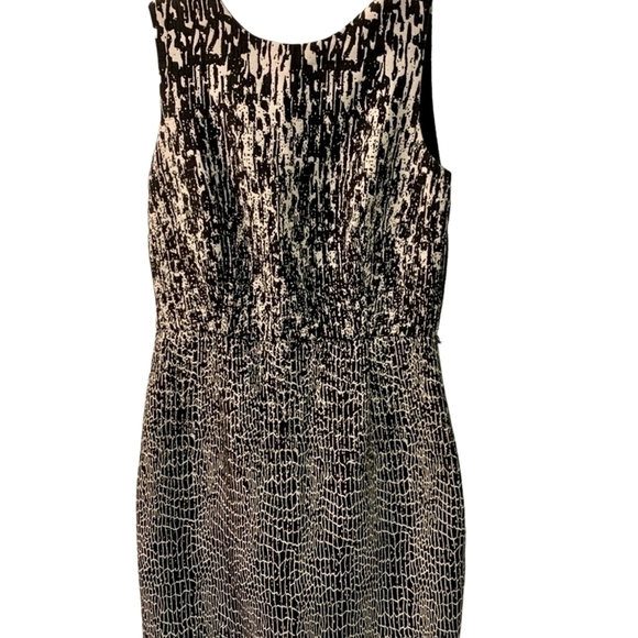 J.taylor Blk & Wht Pat. Print Sheath Dress Sz: 12 - Picture 9 of 11